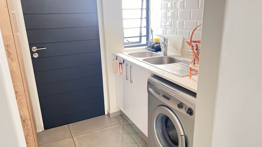 3 Bedroom Property for Sale in Little Falls Gauteng