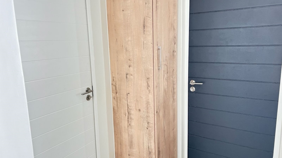 3 Bedroom Property for Sale in Little Falls Gauteng