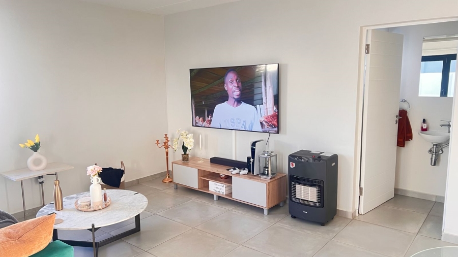 3 Bedroom Property for Sale in Little Falls Gauteng