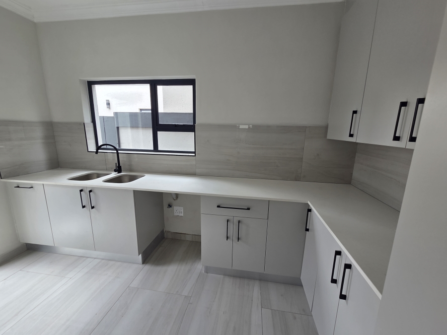 4 Bedroom Property for Sale in Montana Gauteng