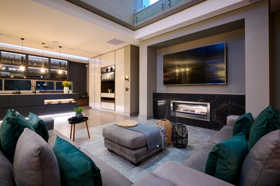 4 Bedroom Property for Sale in Waterfall Country Estate Gauteng