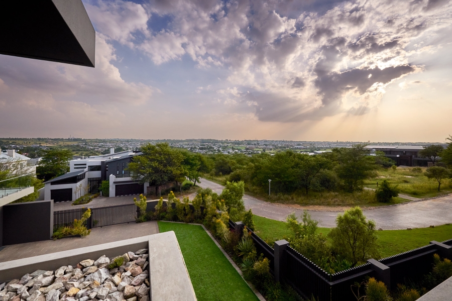 4 Bedroom Property for Sale in Waterfall Country Estate Gauteng