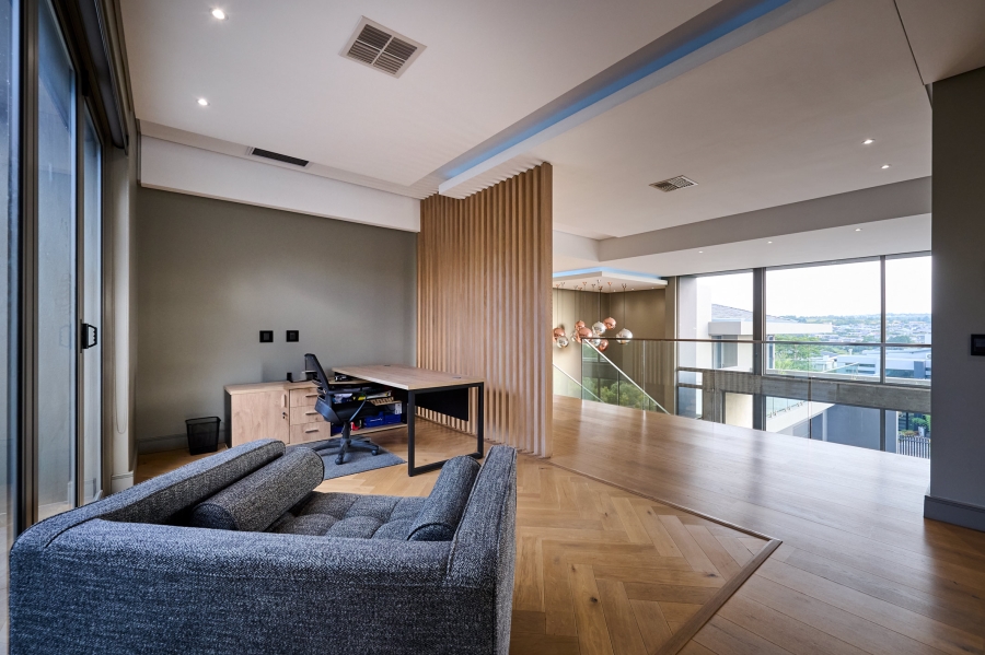 4 Bedroom Property for Sale in Waterfall Country Estate Gauteng