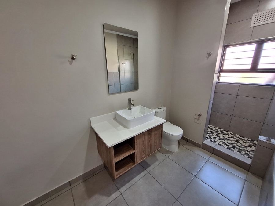 2 Bedroom Property for Sale in Rietvalleirand Gauteng