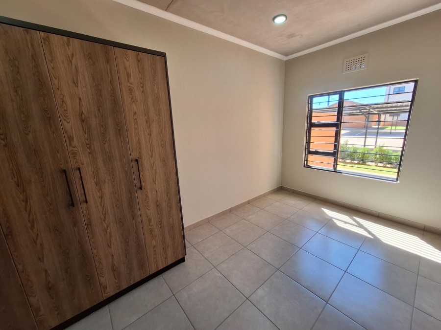 2 Bedroom Property for Sale in Rietvalleirand Gauteng