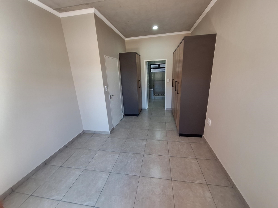 2 Bedroom Property for Sale in Rietvalleirand Gauteng