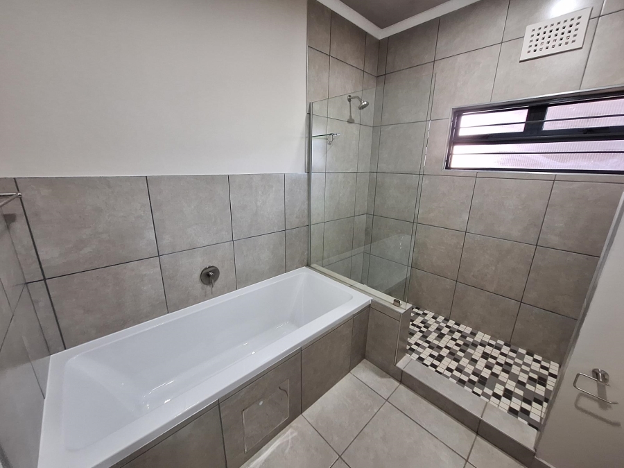 2 Bedroom Property for Sale in Rietvalleirand Gauteng