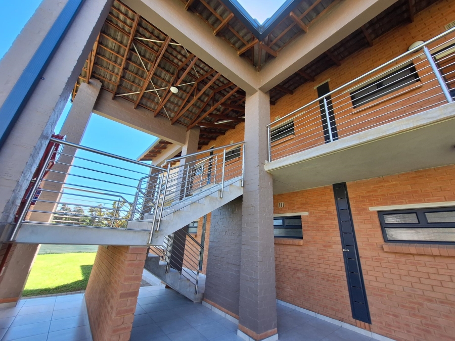 2 Bedroom Property for Sale in Rietvalleirand Gauteng