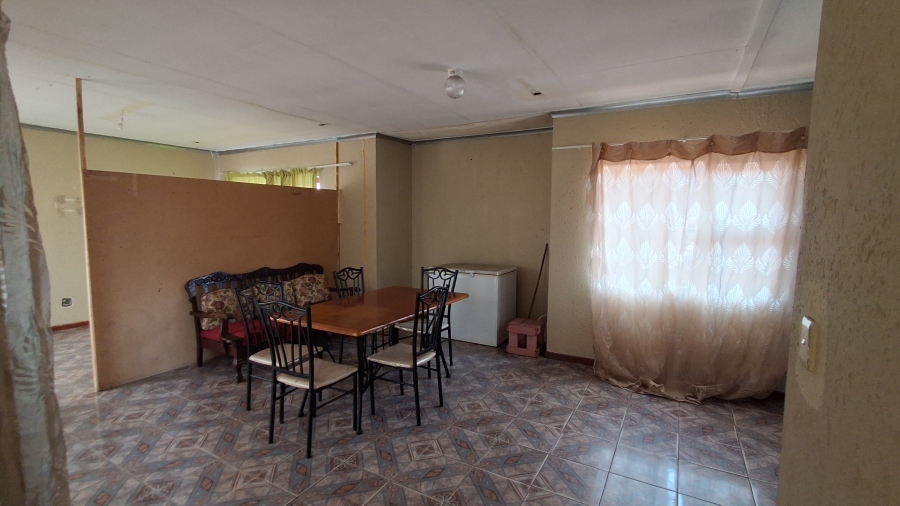 3 Bedroom Property for Sale in Dunnottar Gauteng