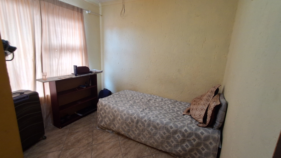 3 Bedroom Property for Sale in Dunnottar Gauteng
