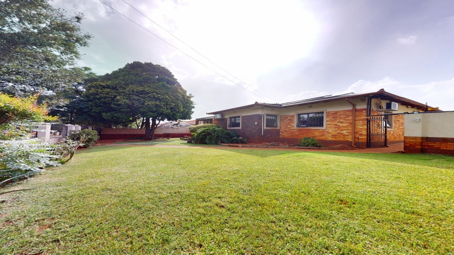 5 Bedroom Property for Sale in Primrose Hill Gauteng