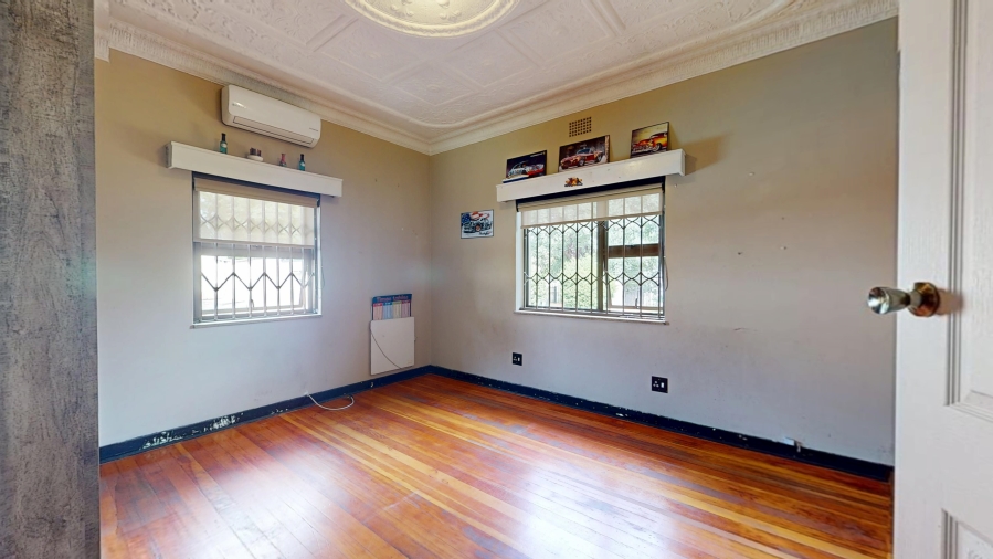 5 Bedroom Property for Sale in Primrose Hill Gauteng