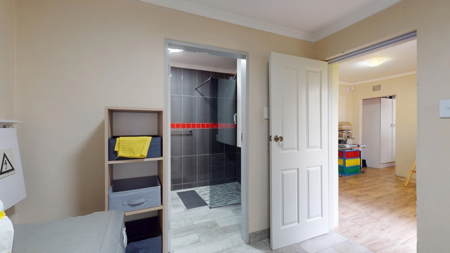 5 Bedroom Property for Sale in Primrose Hill Gauteng