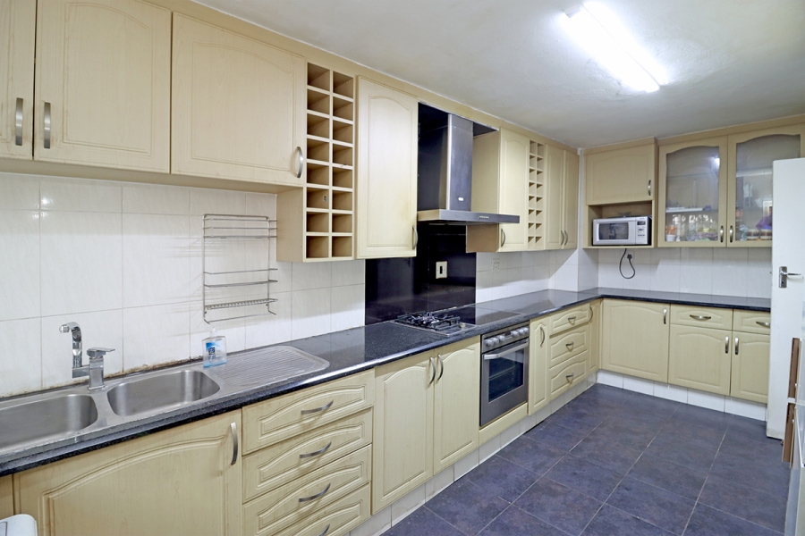 2 Bedroom Property for Sale in Bruma Gauteng