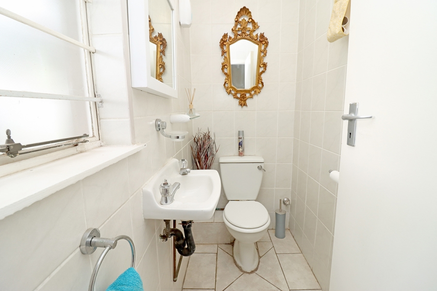 2 Bedroom Property for Sale in Bruma Gauteng