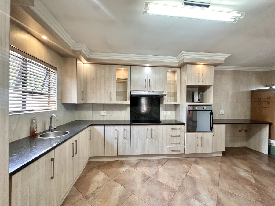 3 Bedroom Property for Sale in Thatchfield Estate Gauteng