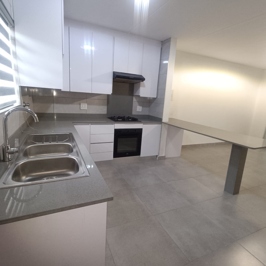 To Let 2 Bedroom Property for Rent in Bergbron Gauteng