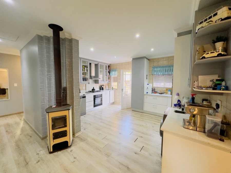 3 Bedroom Property for Sale in Albemarle Gauteng