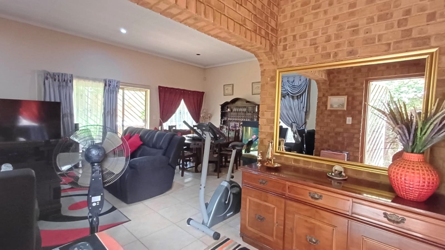 3 Bedroom Property for Sale in Zwartkop Gauteng