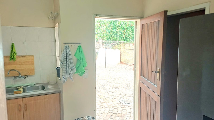 3 Bedroom Property for Sale in Zwartkop Gauteng