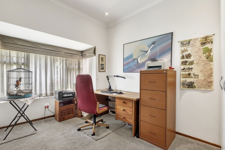 6 Bedroom Property for Sale in Emmarentia Gauteng