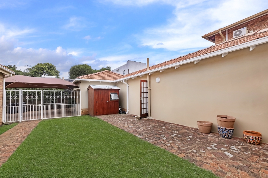 6 Bedroom Property for Sale in Emmarentia Gauteng