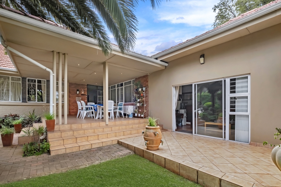 6 Bedroom Property for Sale in Emmarentia Gauteng