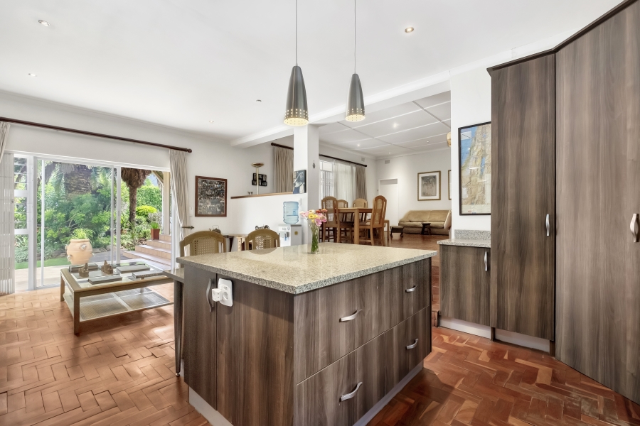 6 Bedroom Property for Sale in Emmarentia Gauteng