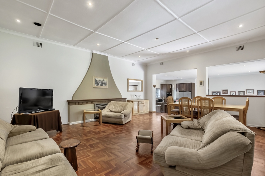 6 Bedroom Property for Sale in Emmarentia Gauteng