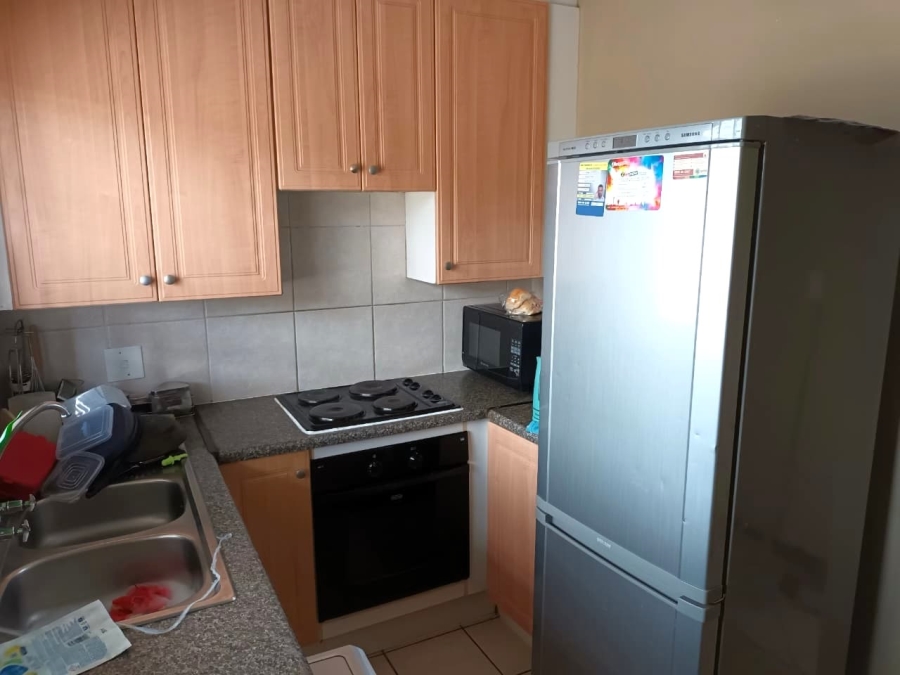 To Let 2 Bedroom Property for Rent in Monavoni Gauteng