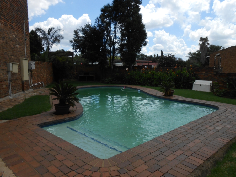 2 Bedroom Property for Sale in Illiondale Gauteng