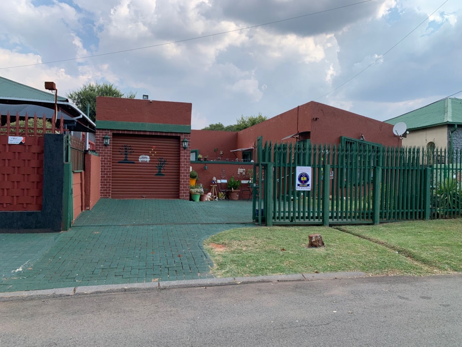 3 Bedroom Property for Sale in Randgate Gauteng