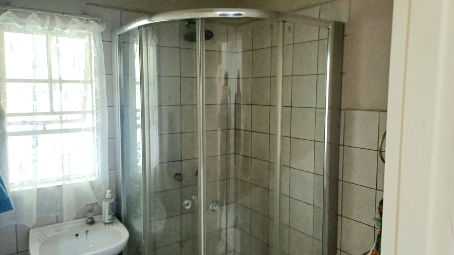 3 Bedroom Property for Sale in Die Hoewes Gauteng