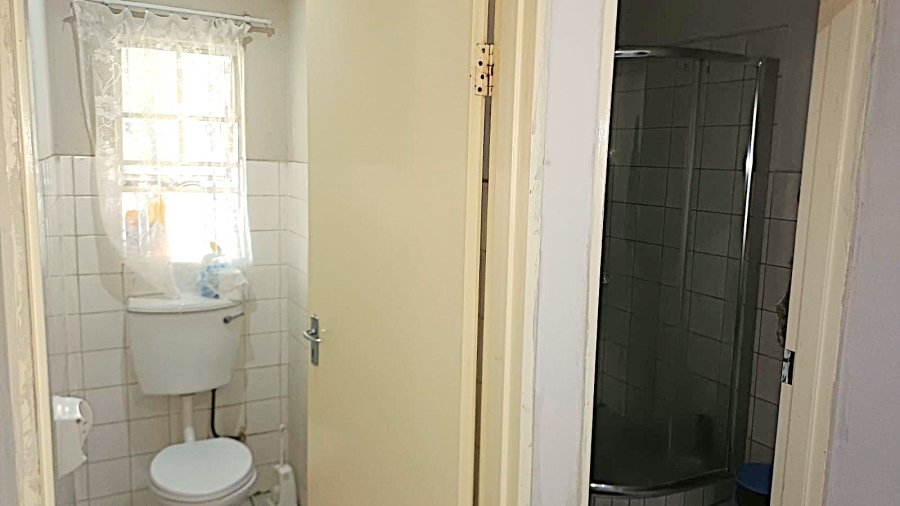 3 Bedroom Property for Sale in Die Hoewes Gauteng