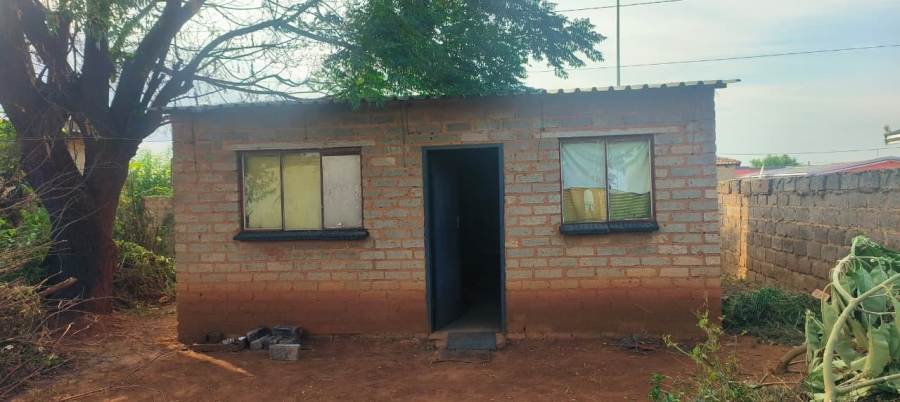 2 Bedroom Property for Sale in Thulani Gauteng