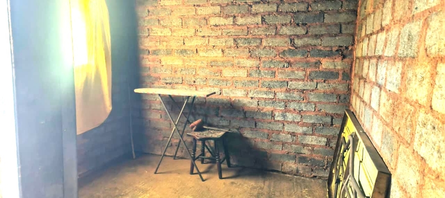 2 Bedroom Property for Sale in Thulani Gauteng