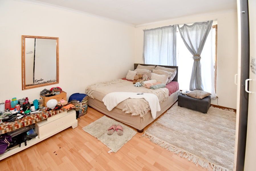 12 Bedroom Property for Sale in Ferndale Gauteng