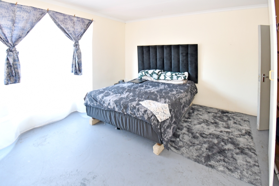 12 Bedroom Property for Sale in Ferndale Gauteng