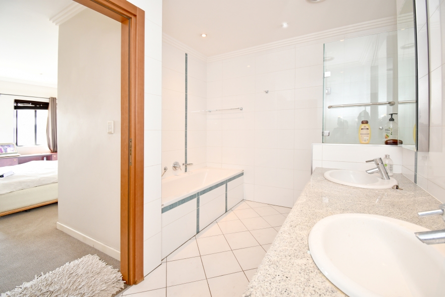 2 Bedroom Property for Sale in Bedford Gardens Gauteng