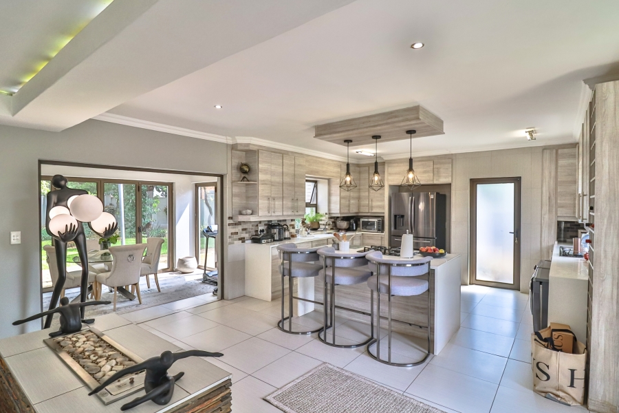 4 Bedroom Property for Sale in Midstream Ridge Gauteng