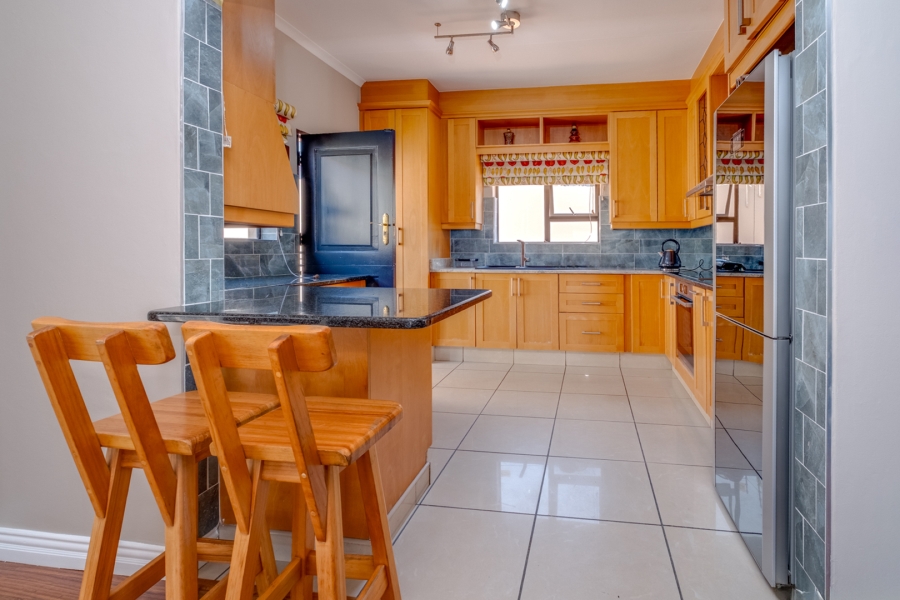 To Let 3 Bedroom Property for Rent in North Riding Gauteng