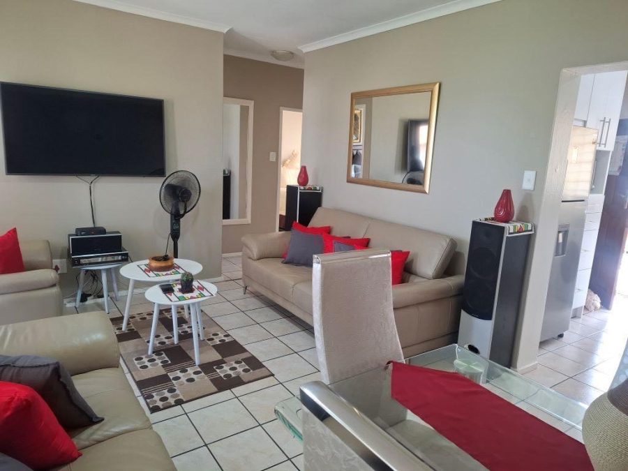 2 Bedroom Property for Sale in Wentworth Park Gauteng