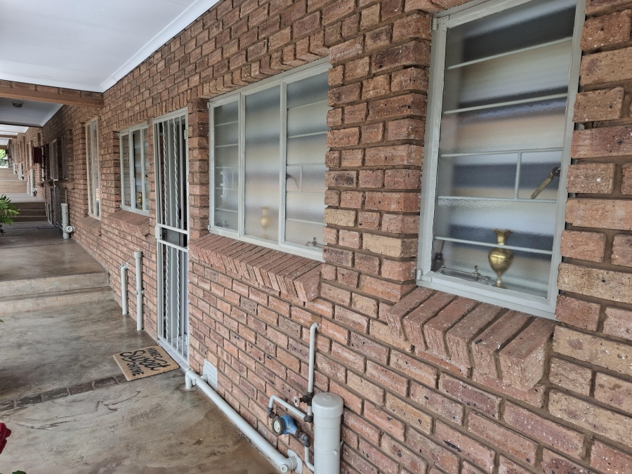 2 Bedroom Property for Sale in Wentworth Park Gauteng