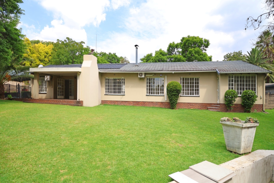 To Let 4 Bedroom Property for Rent in Norscot Gauteng