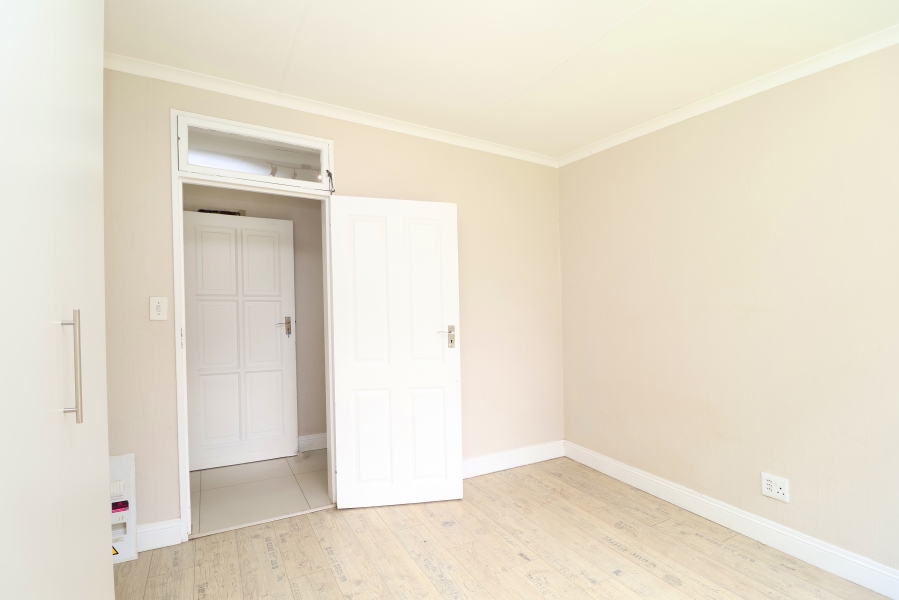 To Let 4 Bedroom Property for Rent in Norscot Gauteng