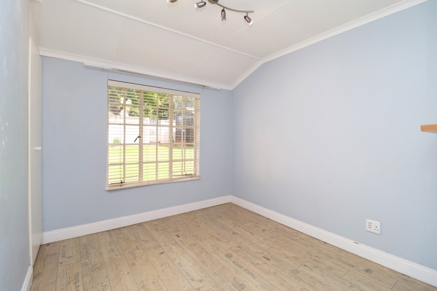 To Let 4 Bedroom Property for Rent in Norscot Gauteng