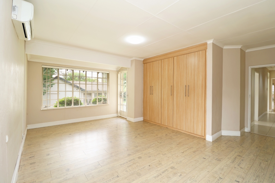 To Let 4 Bedroom Property for Rent in Norscot Gauteng