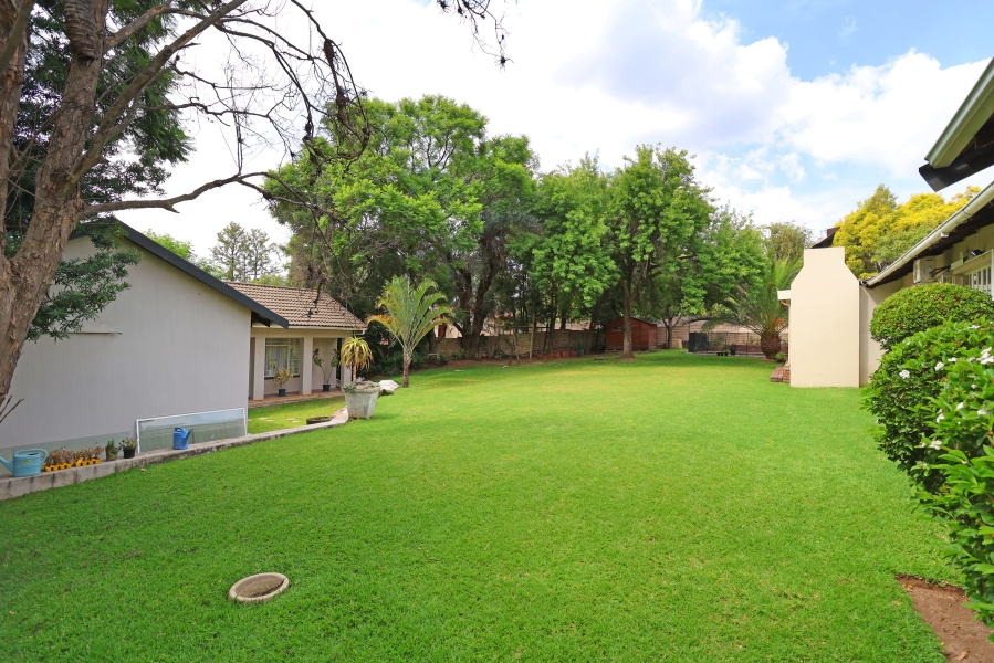 To Let 4 Bedroom Property for Rent in Norscot Gauteng