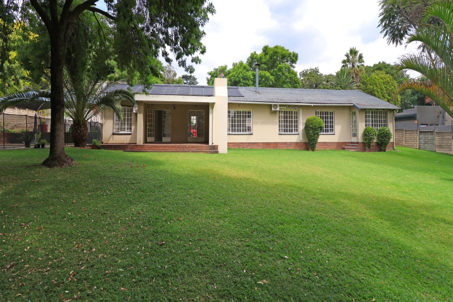 To Let 4 Bedroom Property for Rent in Norscot Gauteng