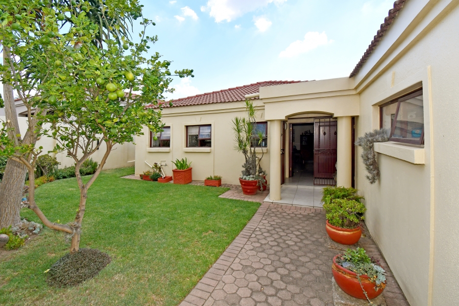 3 Bedroom Property for Sale in Noordhang Gauteng